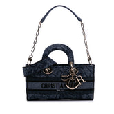 Medium Canvas Embroidered Toile De Jouy Lady D Joy