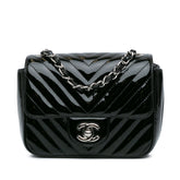 Mini Square Classic Chevron Patent Flap