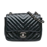 Mini Square Classic Chevron Patent Single Flap