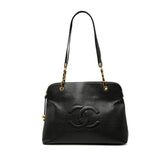 CC Caviar Shoulder Bag