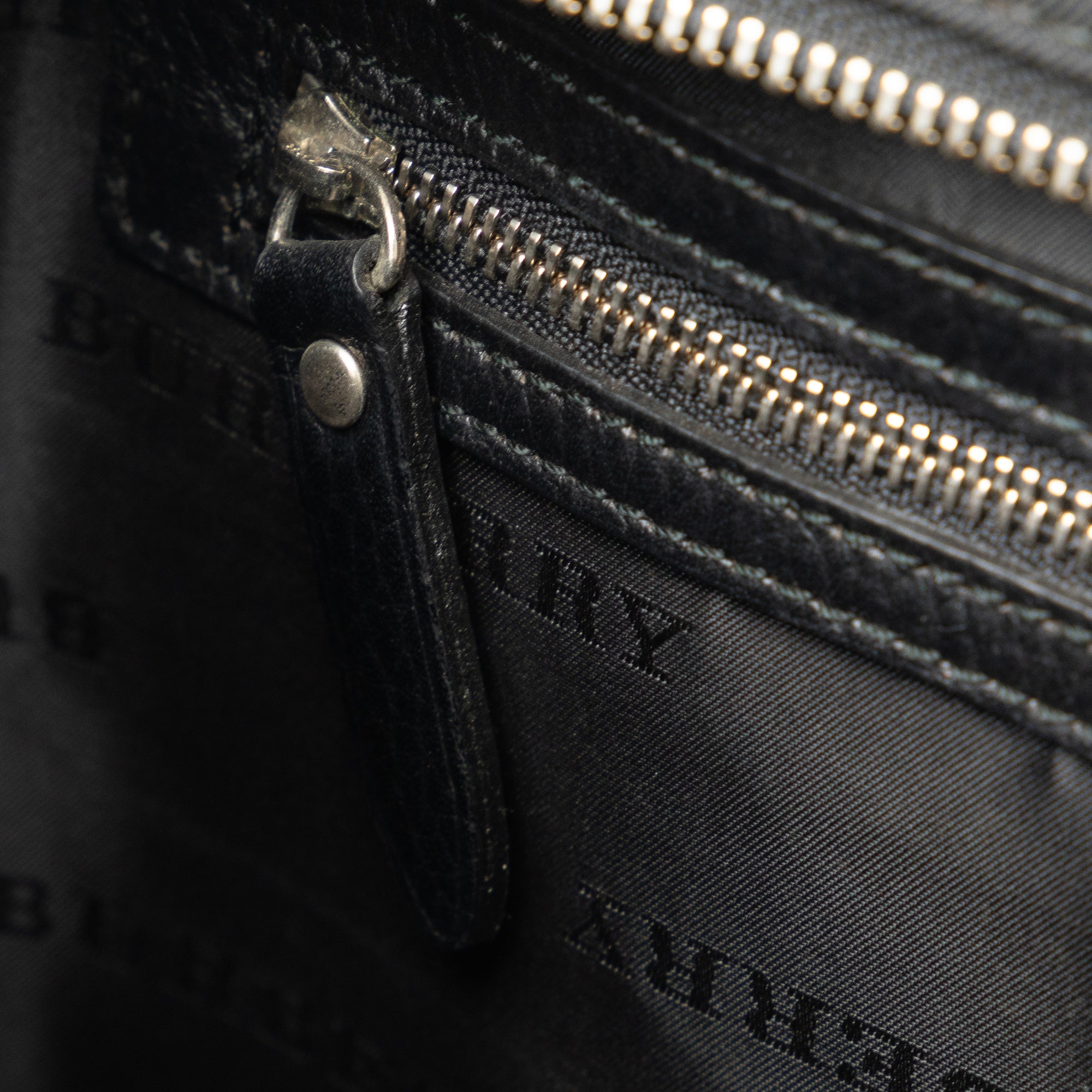 Leather-Trimmed Nova Check Handbag_6