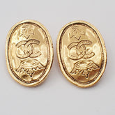 Chanel Vintage CC Crown Oval Plate Clip-On Earrings Metal