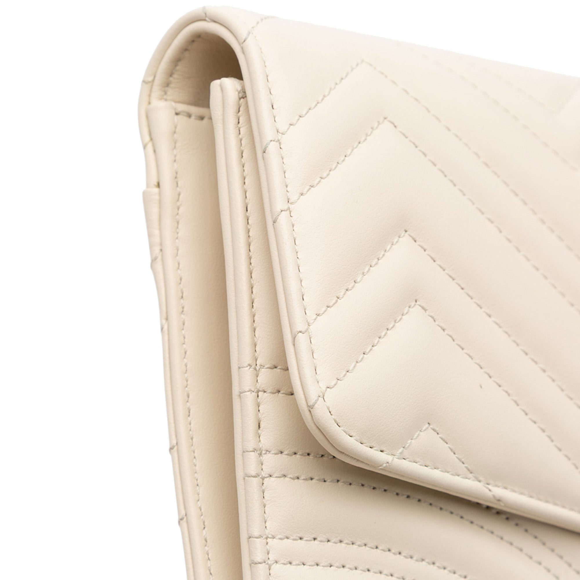 GG Marmont Matelasse Leather Flap Clutch