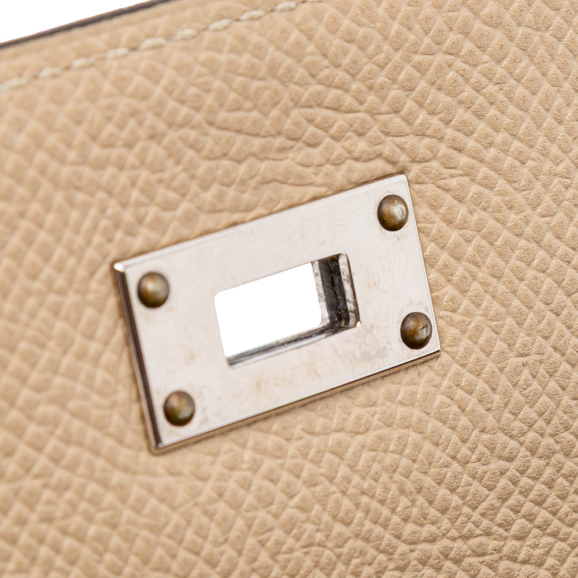 Epsom Kelly Longue Wallet