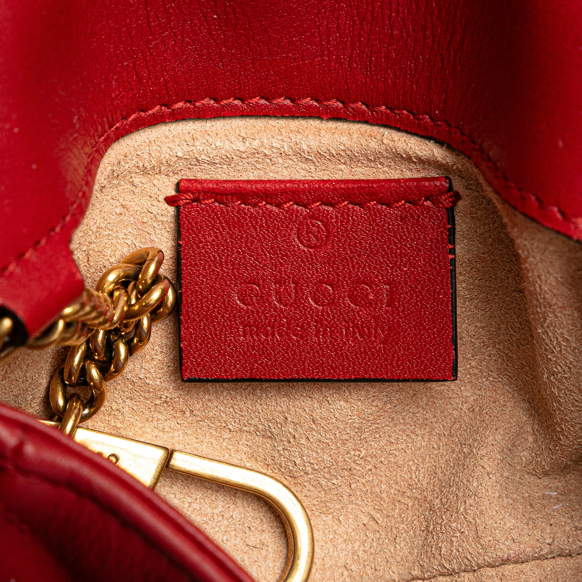 Mini GG Marmont Matelasse Leather Flap Crossbody