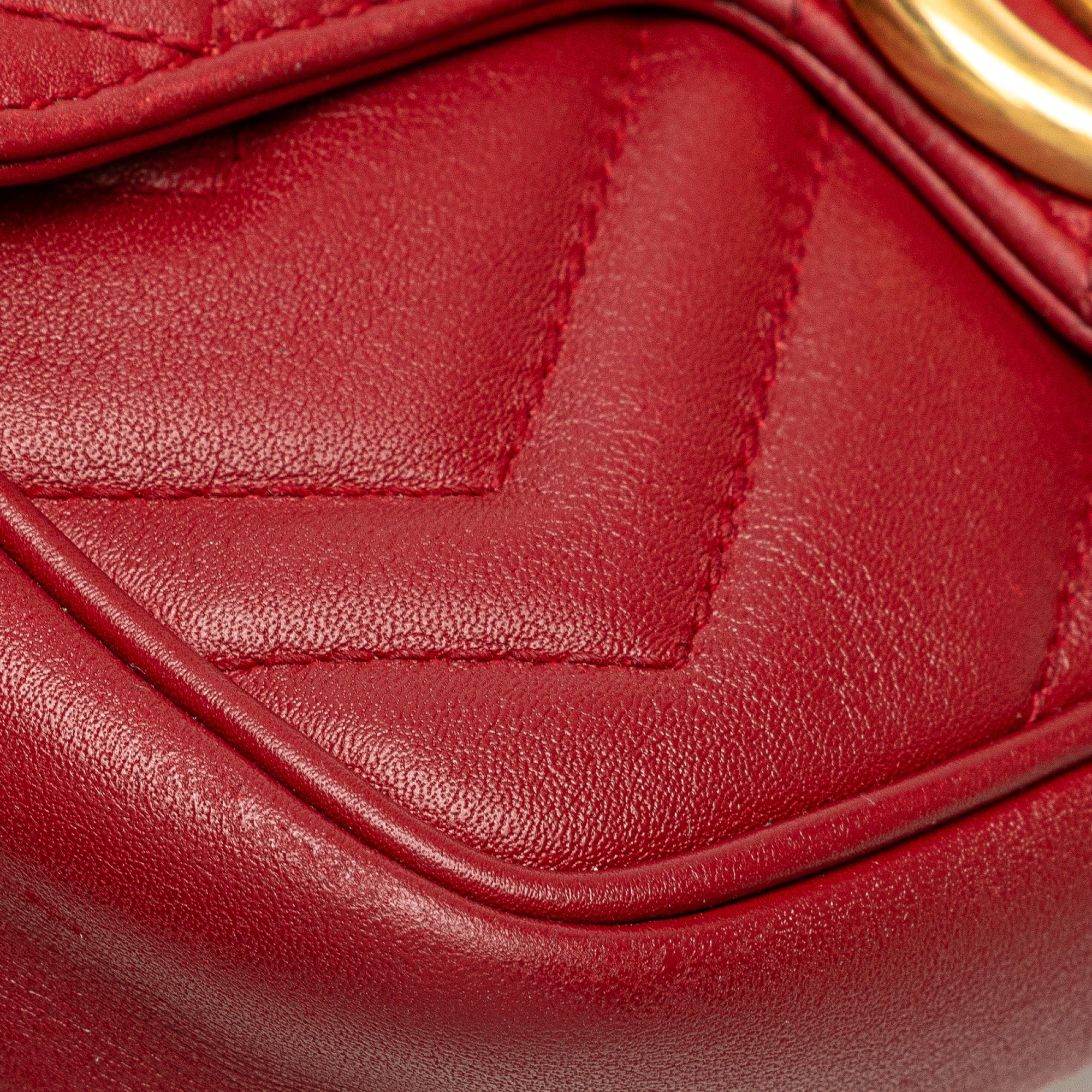 Mini GG Marmont Matelasse Leather Flap Crossbody