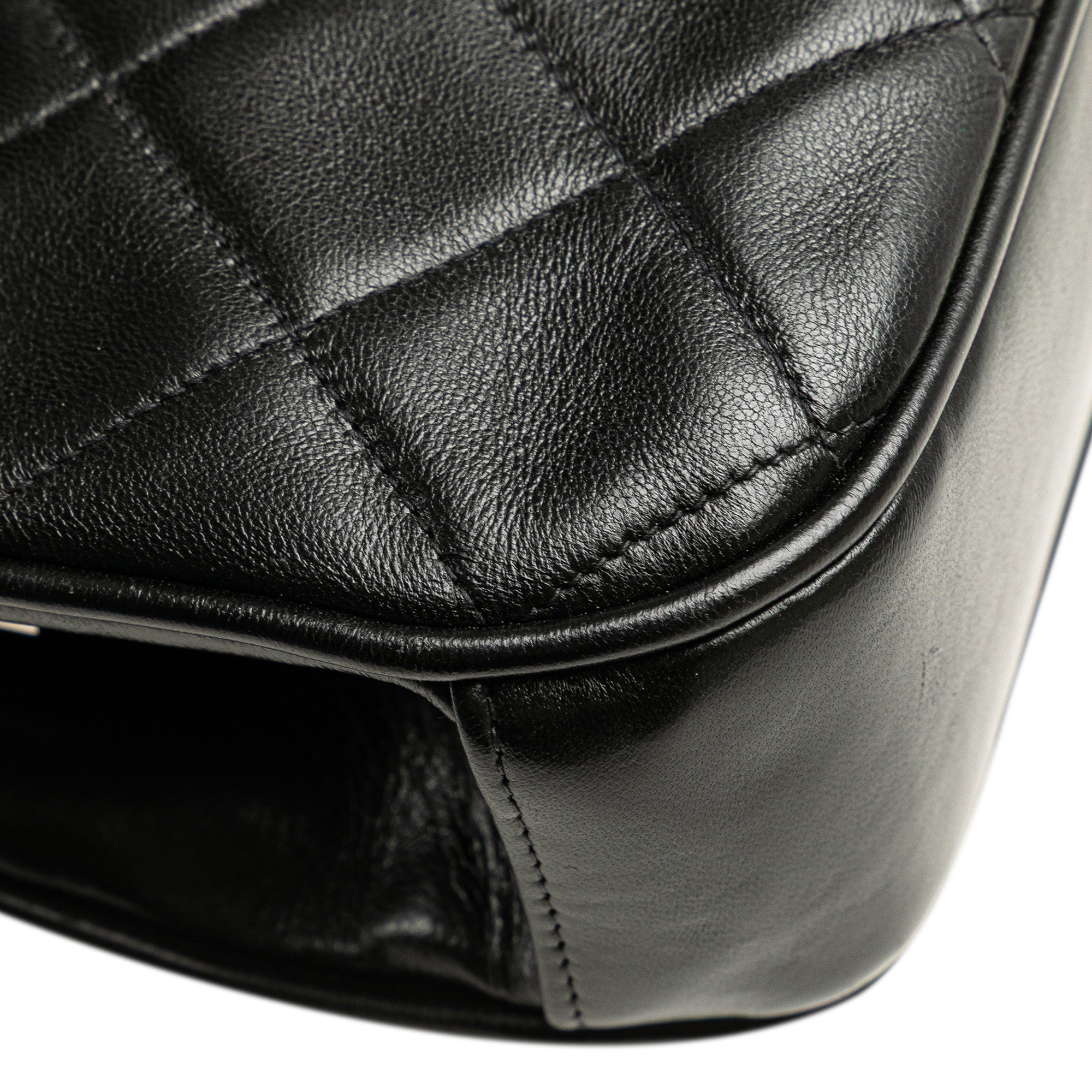 CC Quilted Lambskin Kiss Lock Frame Top Handle Bag