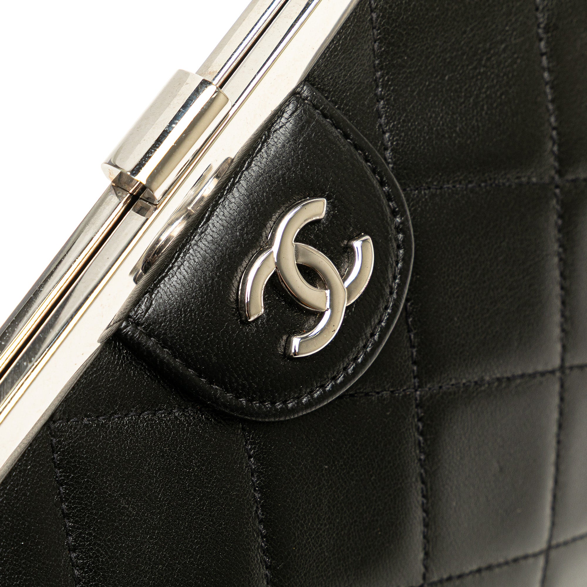 CC Quilted Lambskin Kiss Lock Frame Top Handle Bag