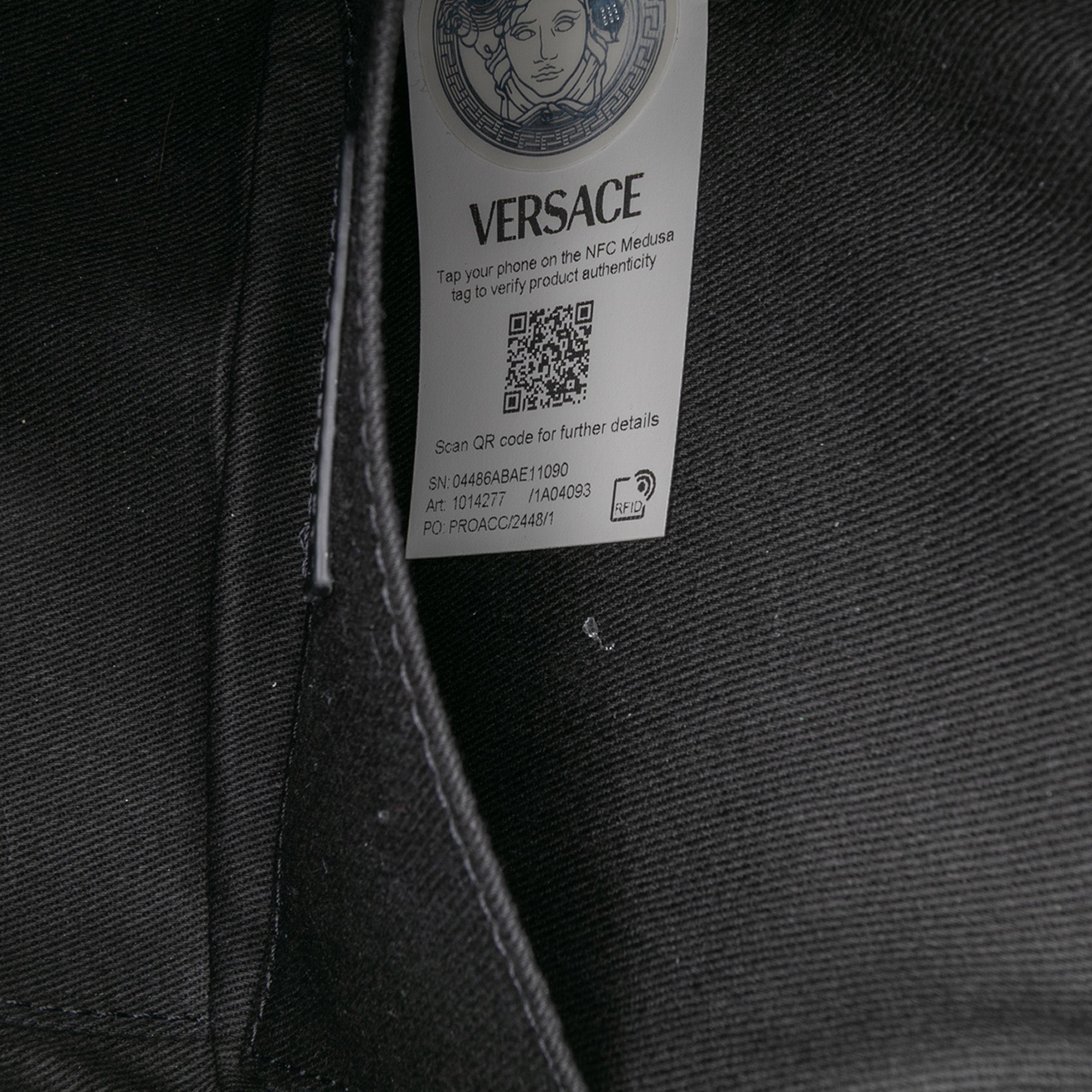 Grainy Calfskin Virtus V Camera Bag