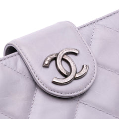 Quilted Glazed Calfskin Coco Pleats Chain Clutch