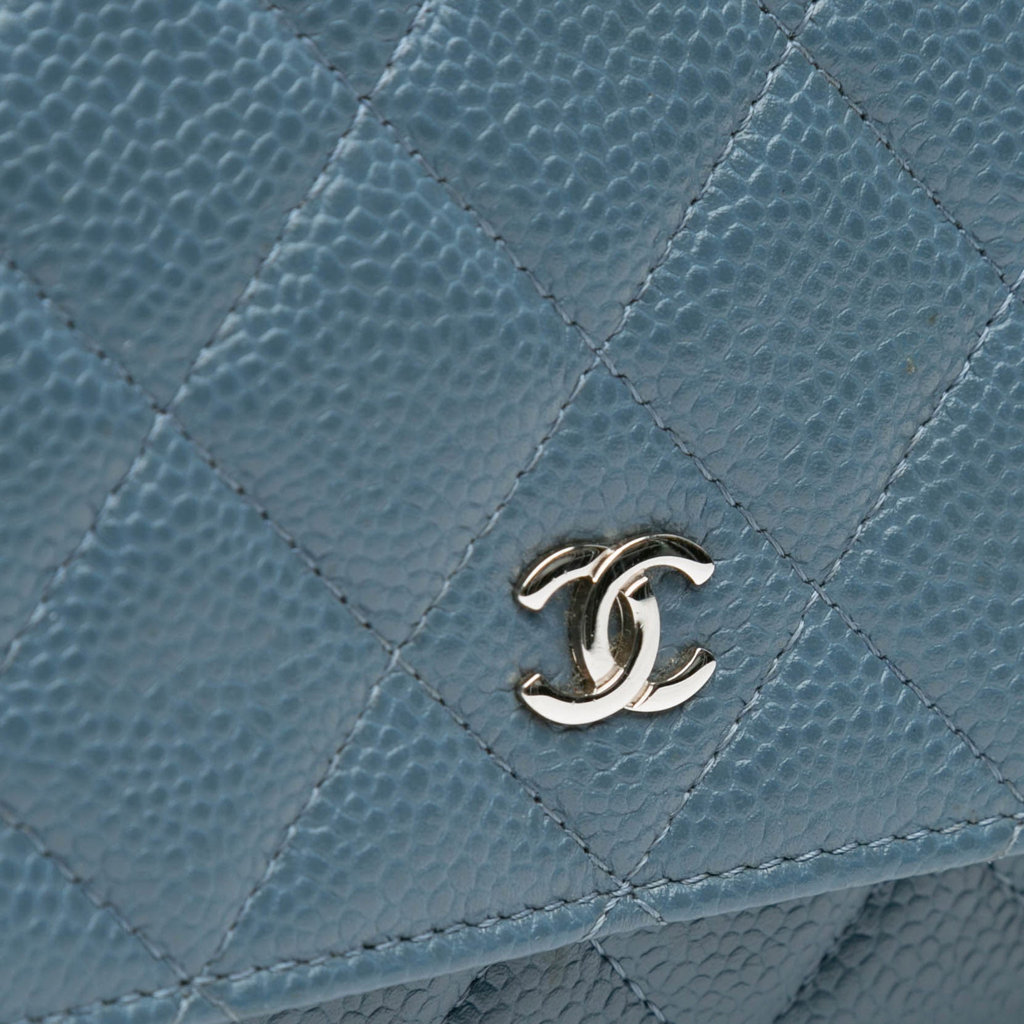 CC Quilted Caviar Wallet on Chain