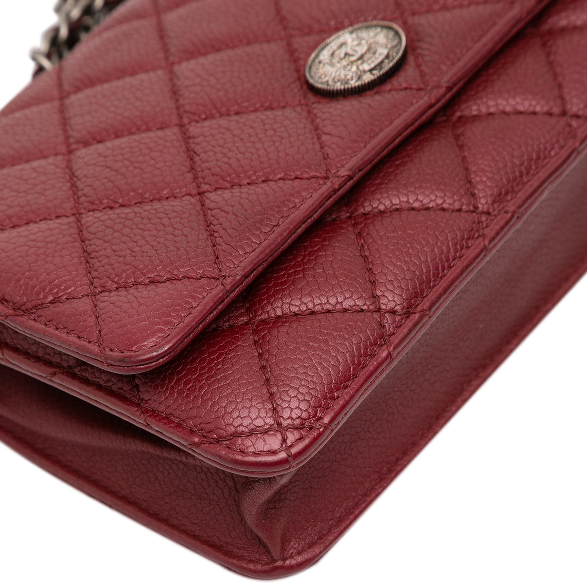 CC Quilted Caviar Wallet on Chain