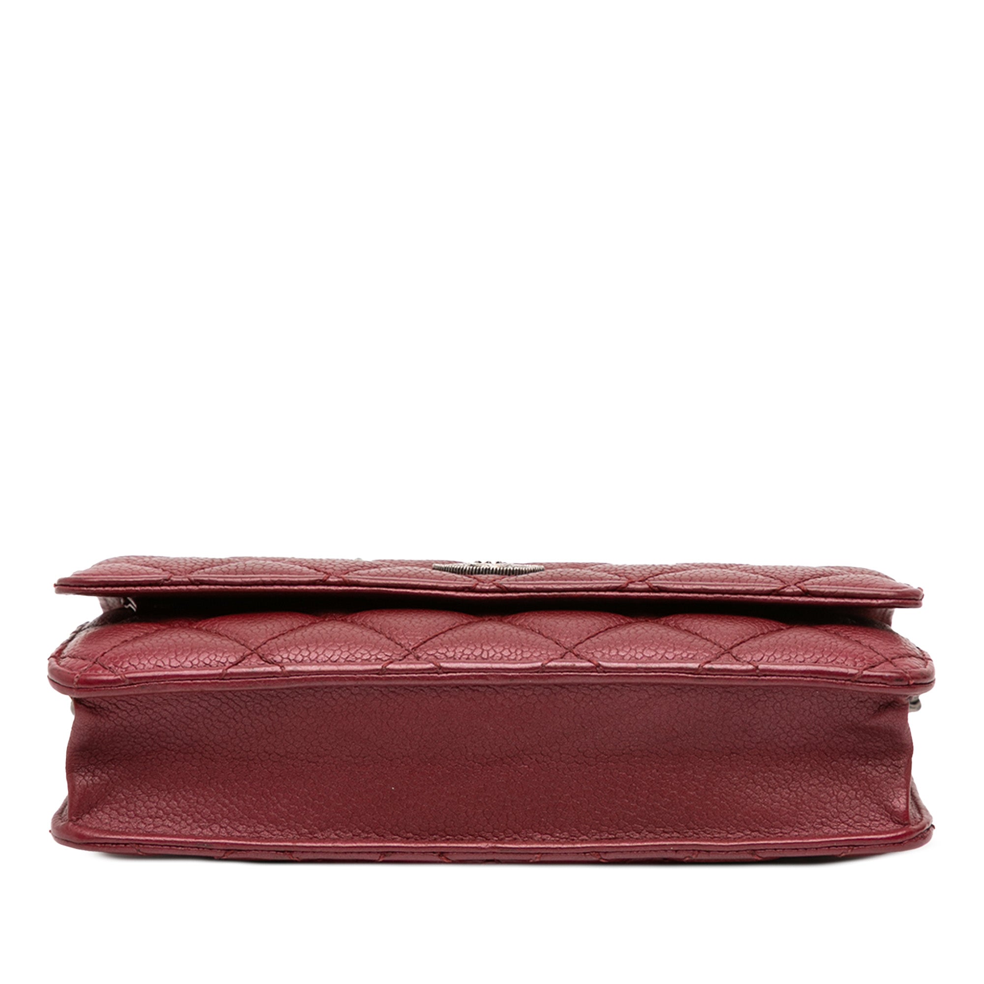 CC Quilted Caviar Wallet on Chain