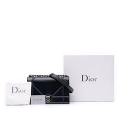Medium Crackled Deerskin Diorama Flap
