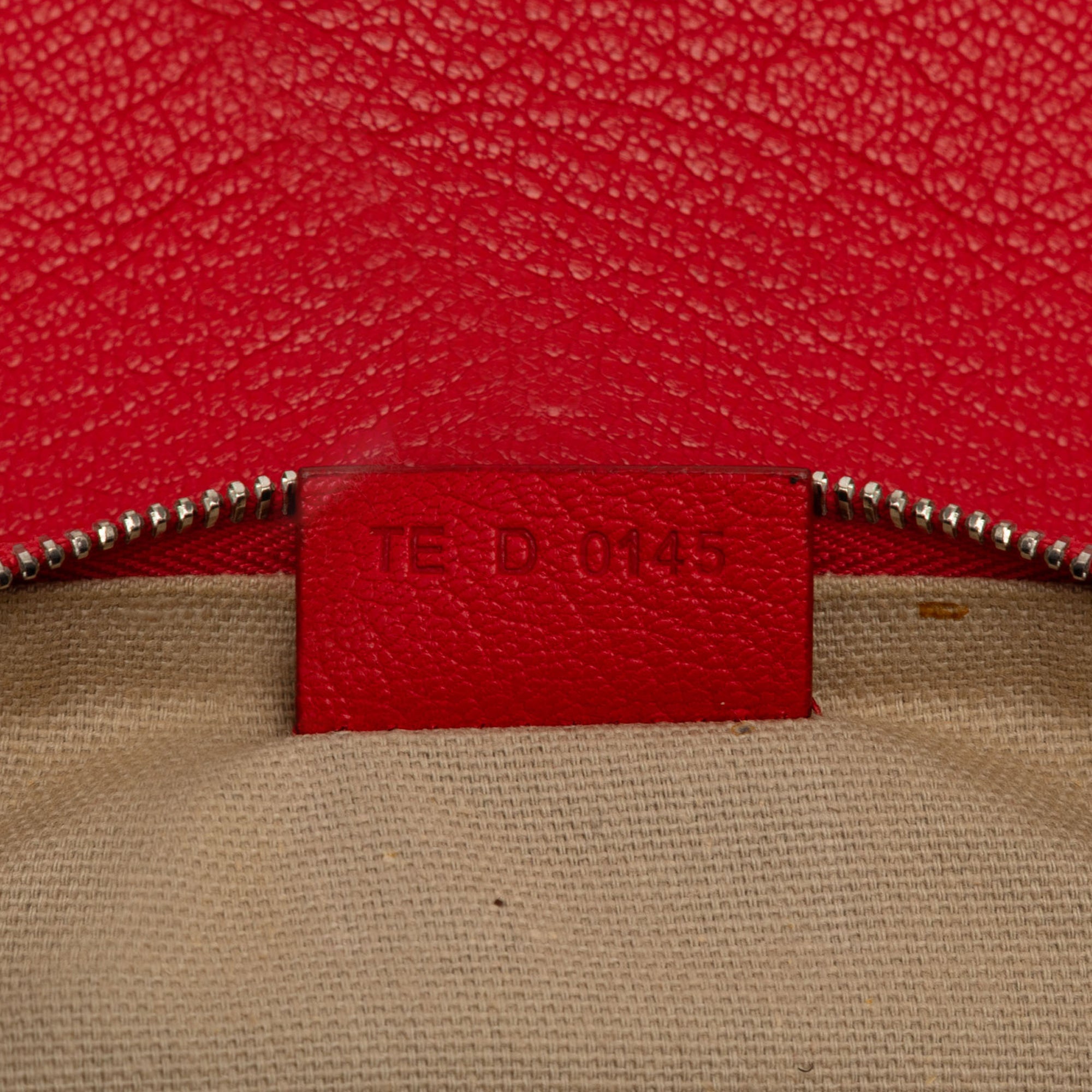 Medium Antigona Leather Clutch