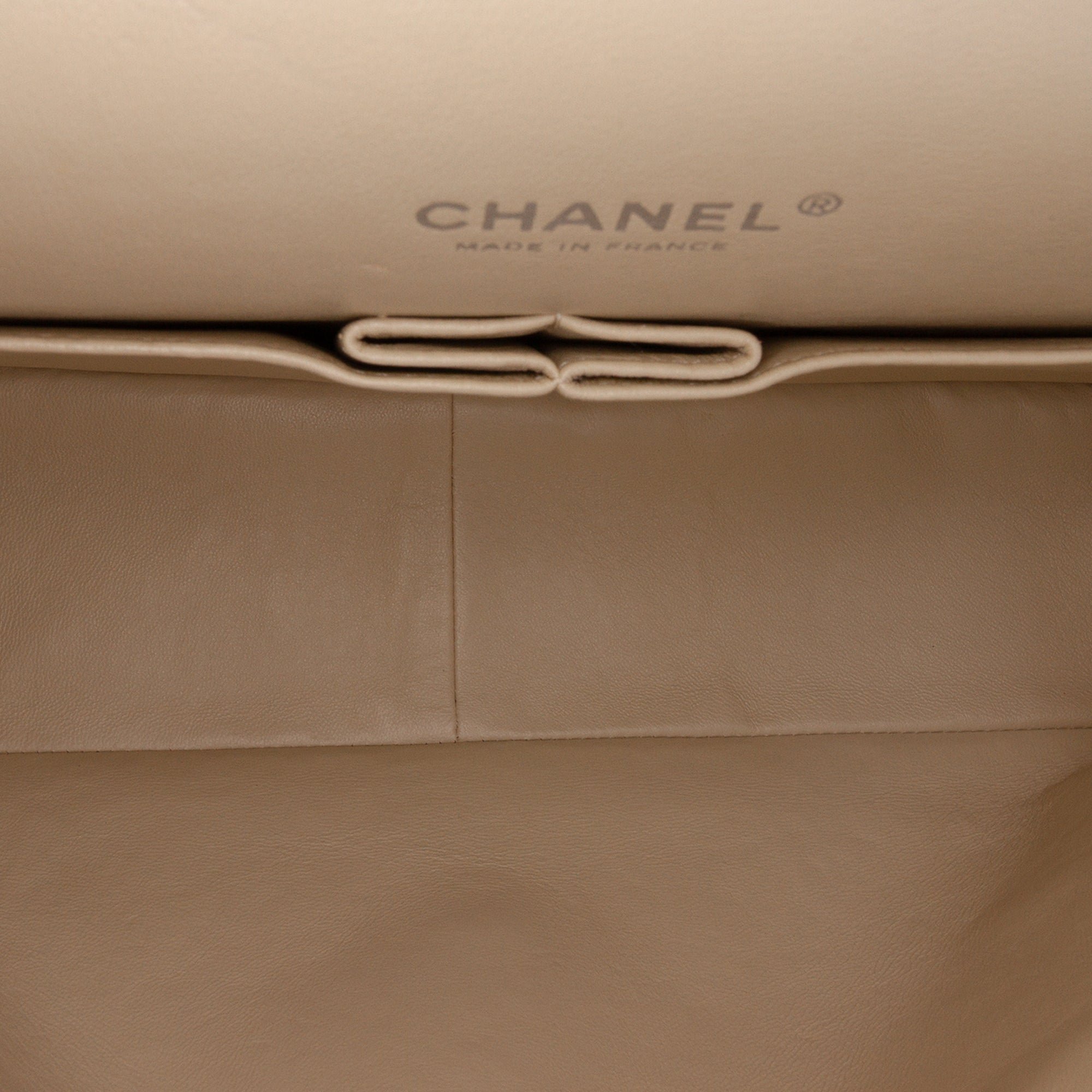 Maxi Classic Caviar Double Flap