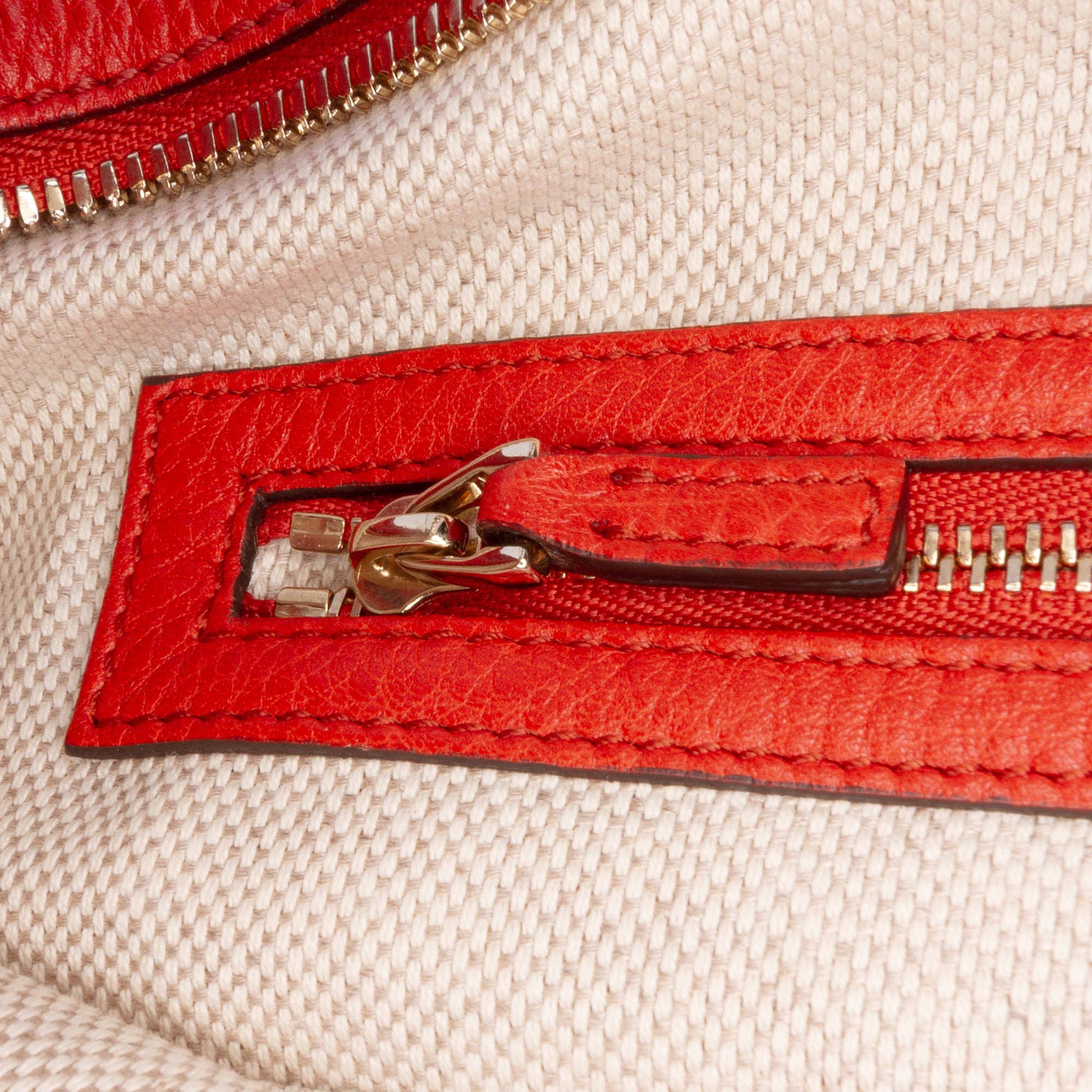 Medium Leather Soho Shoulder Bag