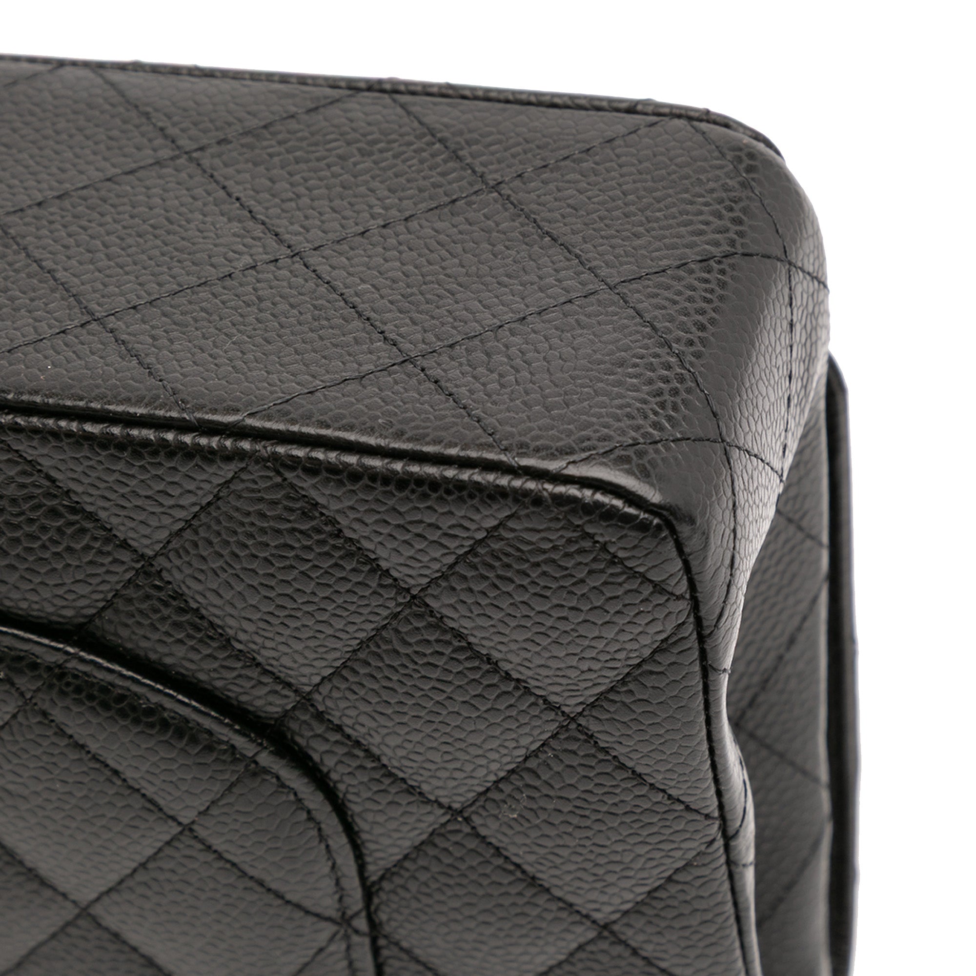 Medium Classic Caviar Double Flap