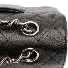 Medium Classic Caviar Double Flap