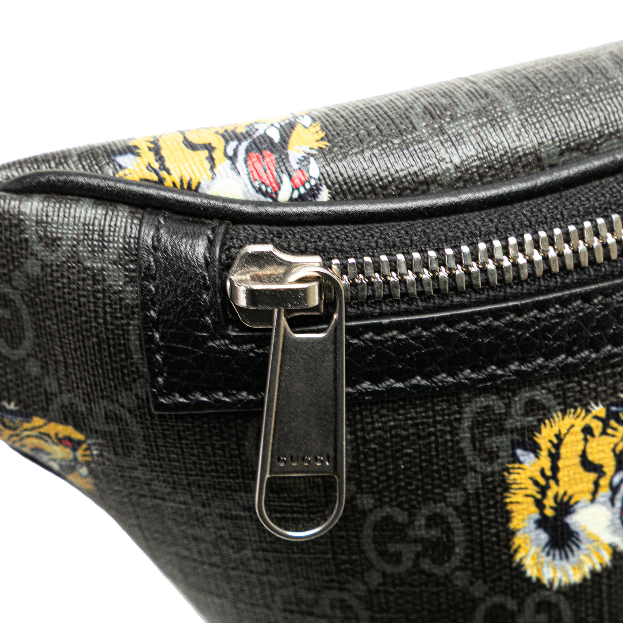 GG Supreme Tiger Belt Bag