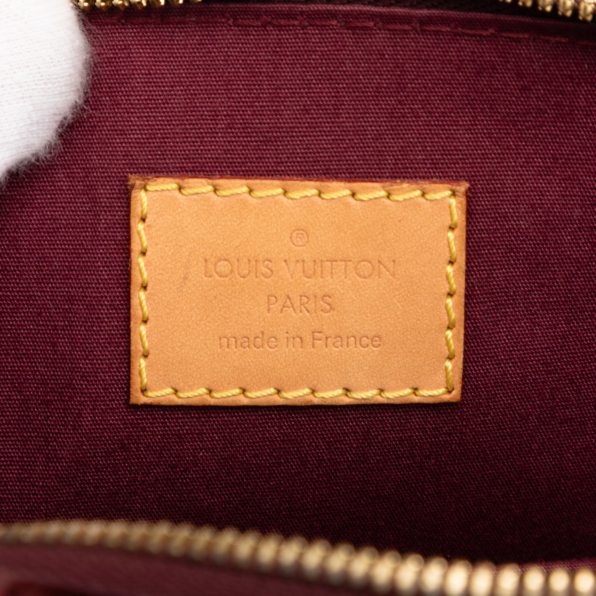 Monogram Vernis Alma PM