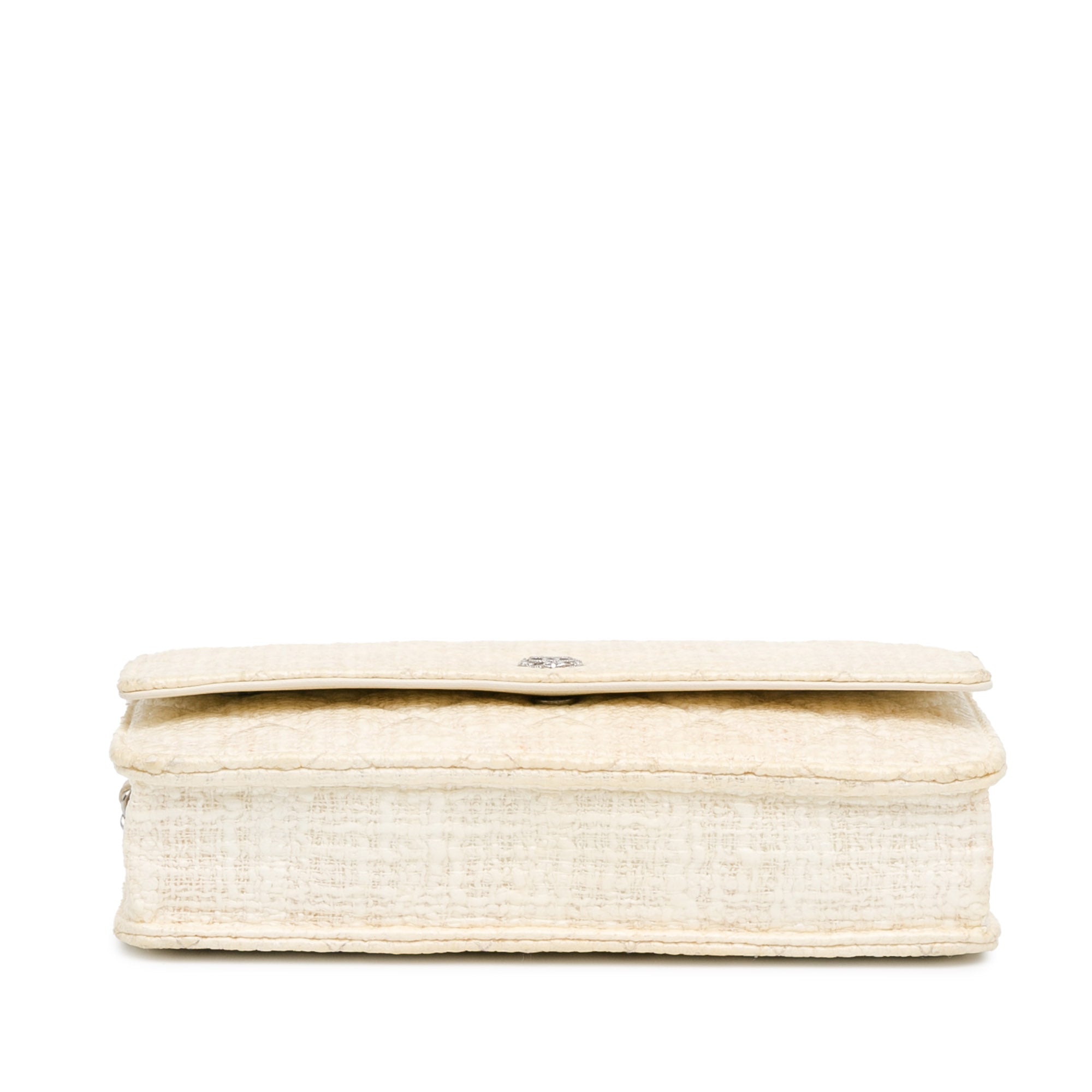 CC Coated Tweed Wallet On Chain