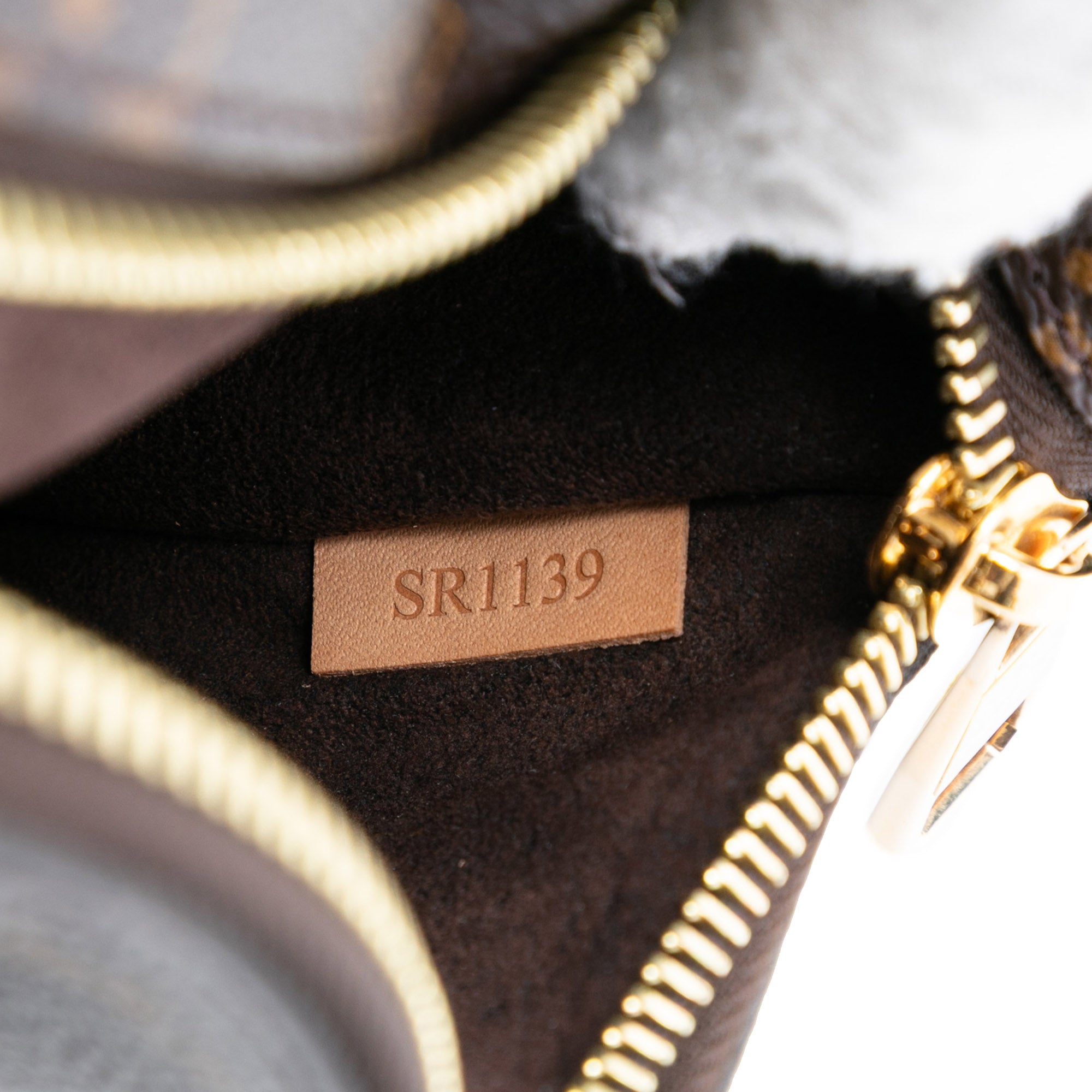 Monogram Pochette Metis