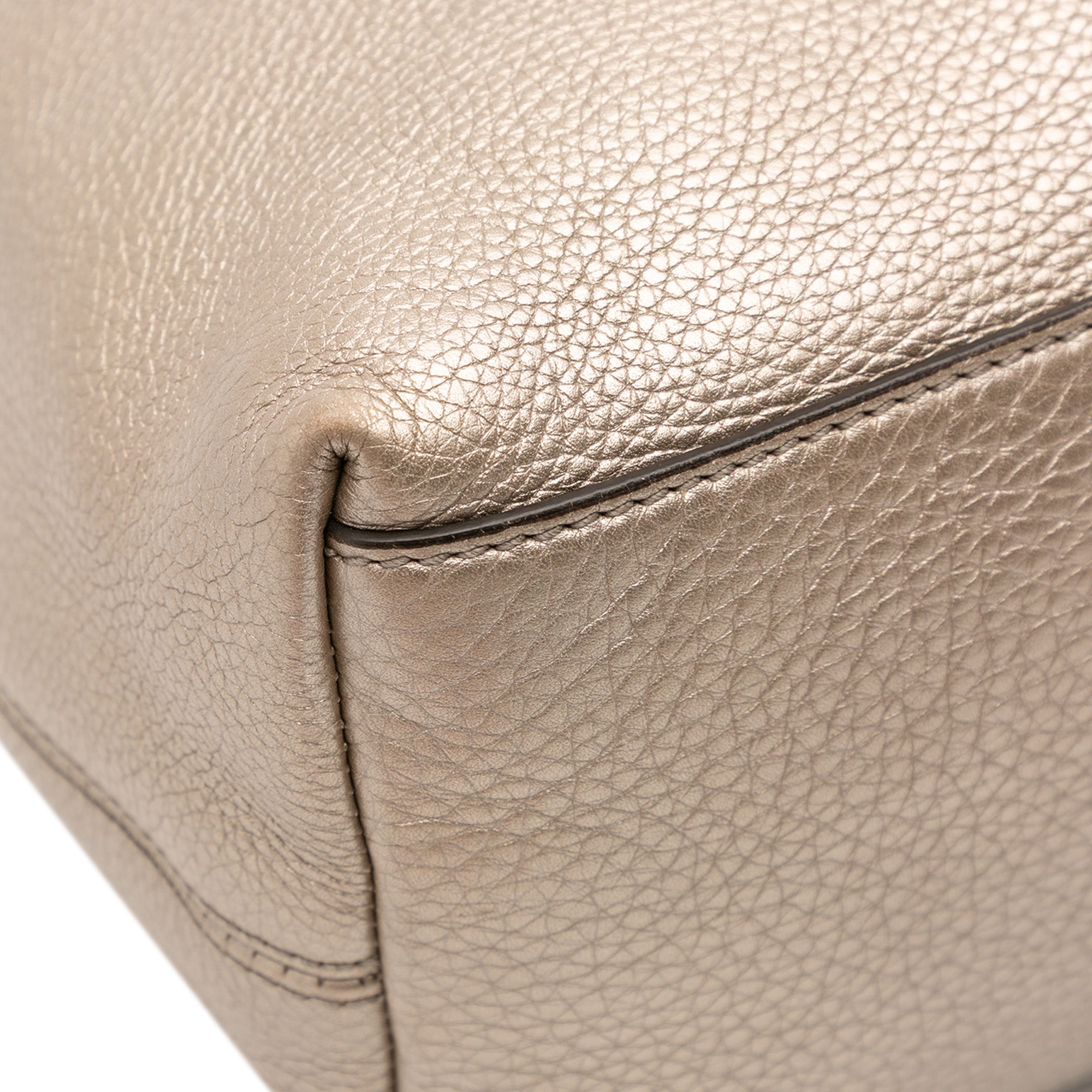 Medium Leather Soho Chain Tote