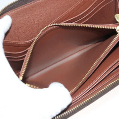 Louis Vuitton Zippy wallet