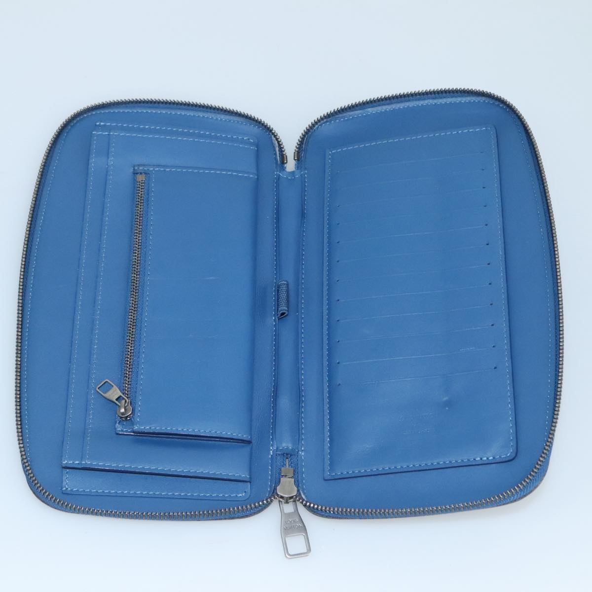 Louis Vuitton Atholl