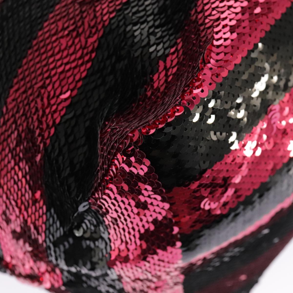 Prada Pionnière