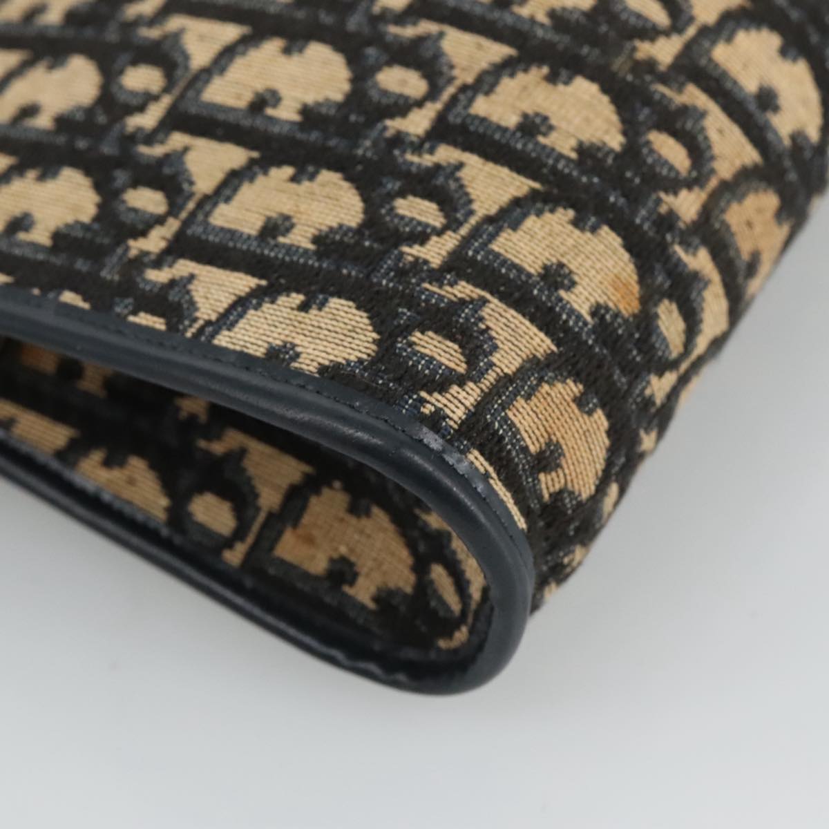 Dior Trotter