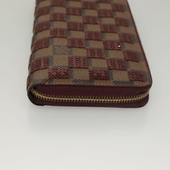 Louis Vuitton Zippy wallet