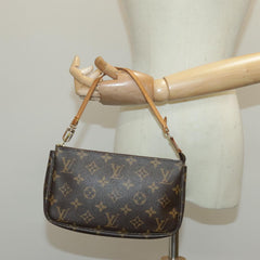 Louis Vuitton Pochette Accessoire