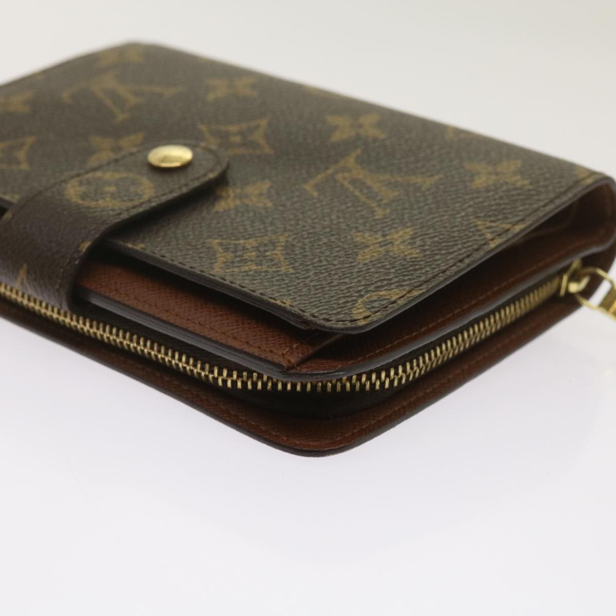 Louis Vuitton Porte papier zip