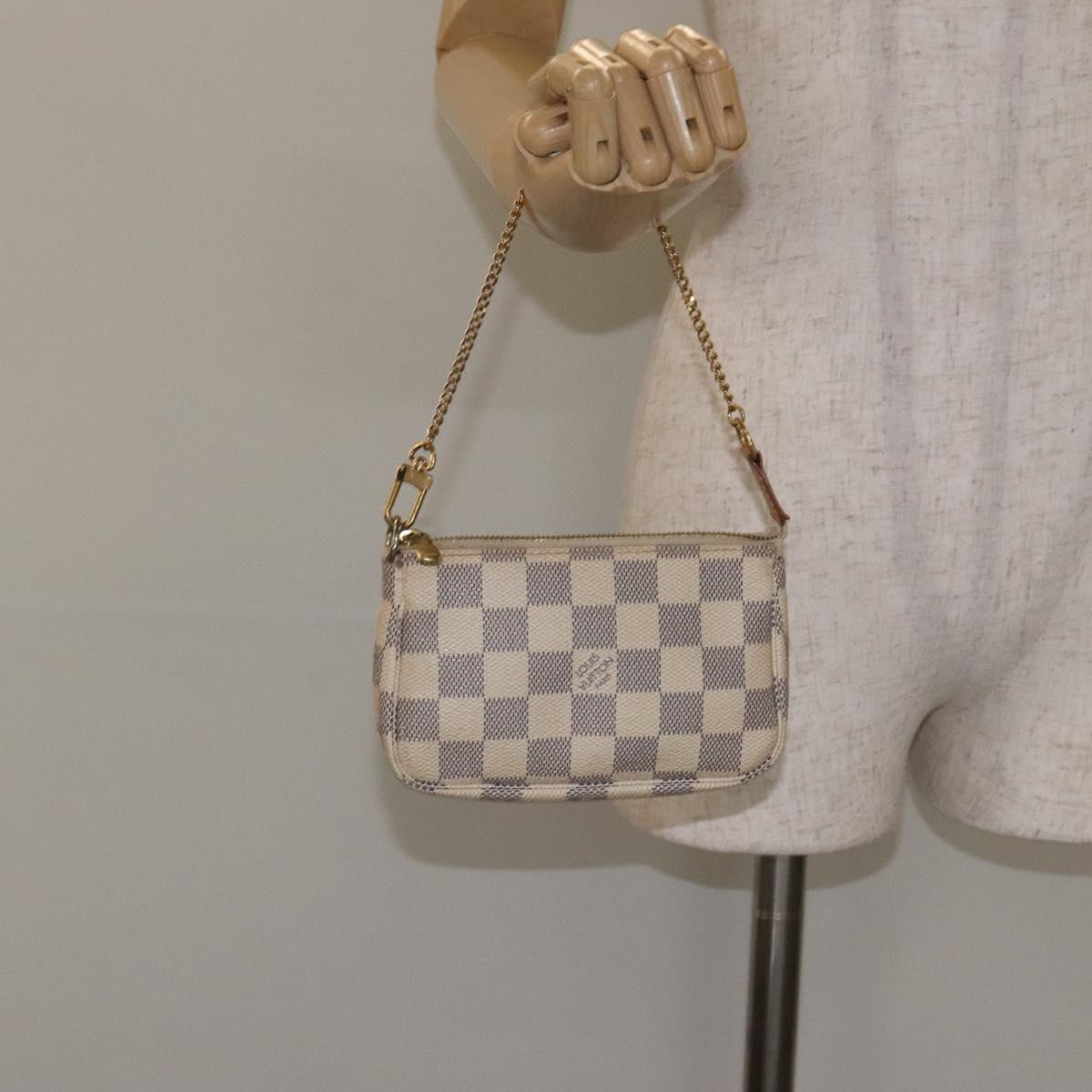 Louis Vuitton Pochette accessoires