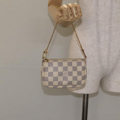 Louis Vuitton Pochette accessoires