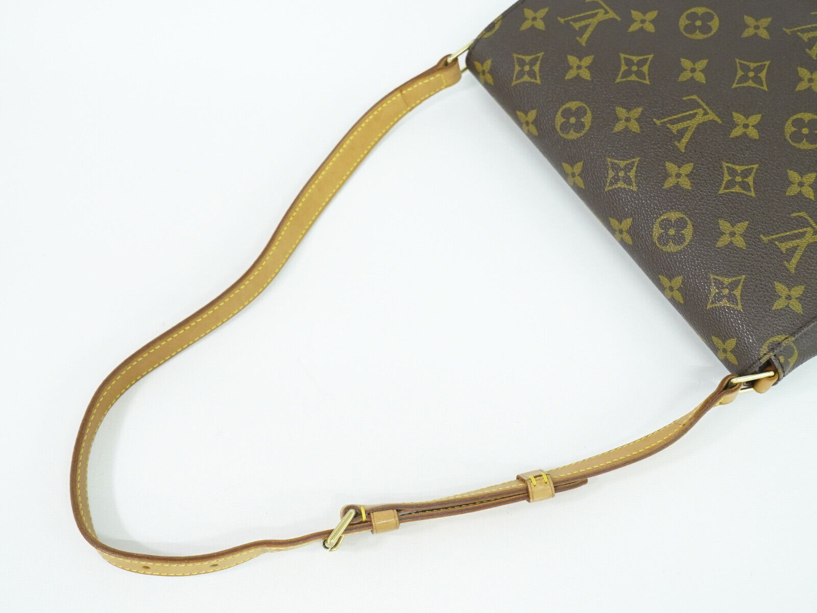 Louis Vuitton Musette Tango