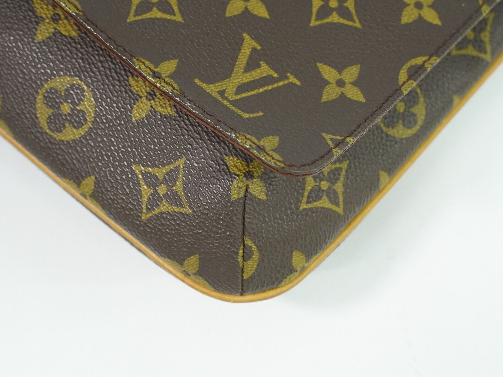 Louis Vuitton Musette Tango
