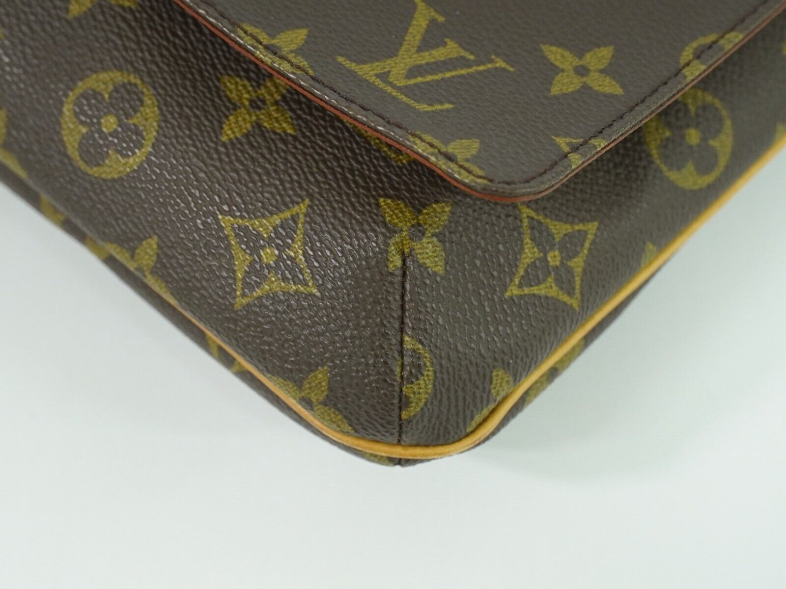 Louis Vuitton Musette Tango