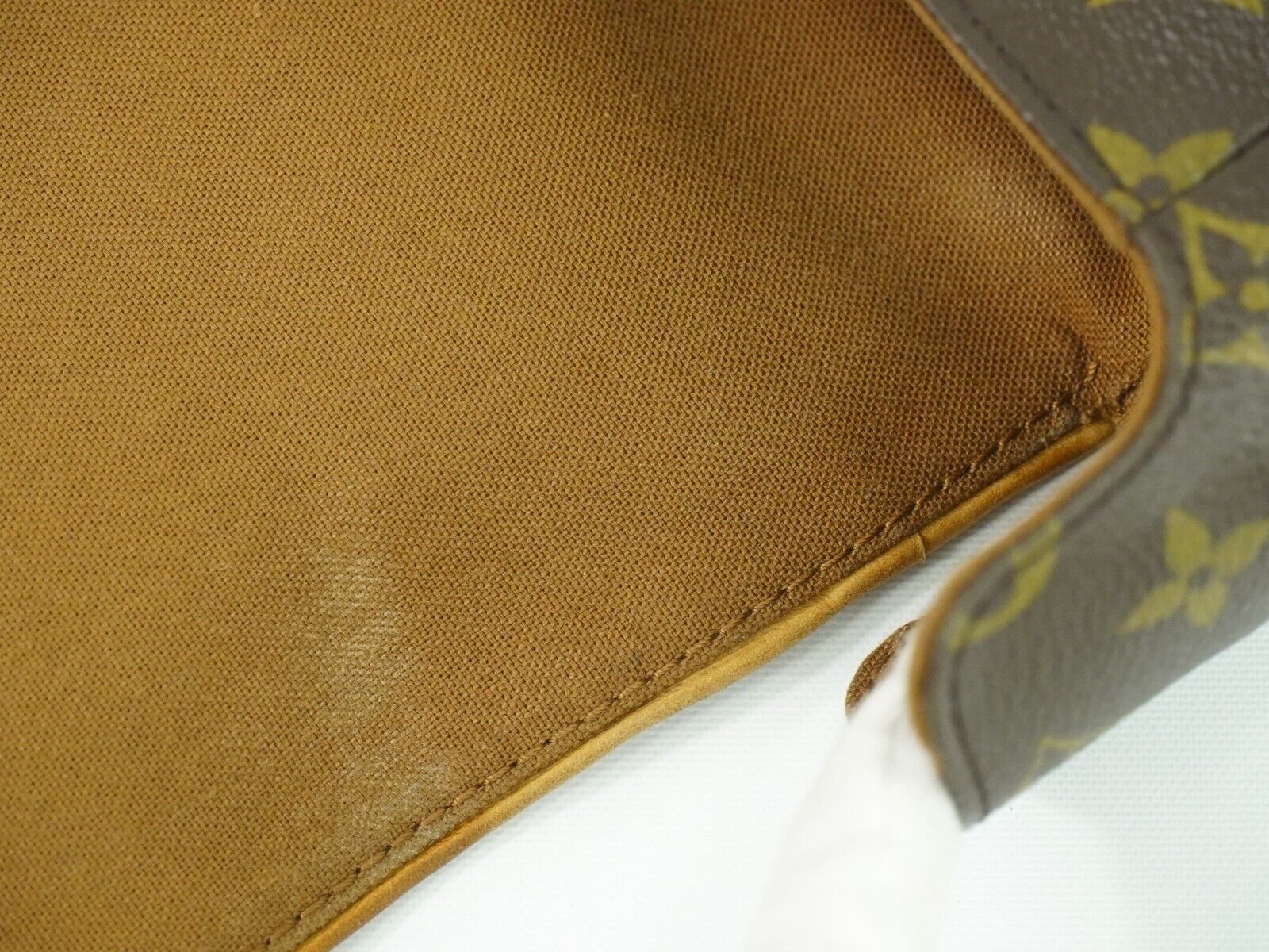 Louis Vuitton Abbesses
