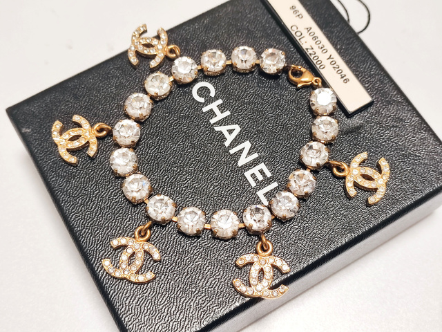 Chanel -