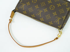 Louis Vuitton Pochette Accessoire