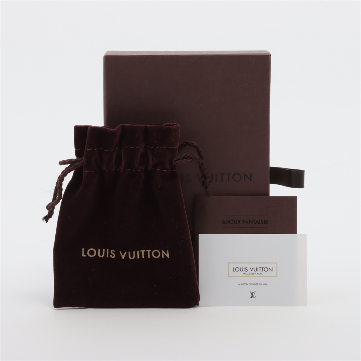 Louis Vuitton LV Initiales