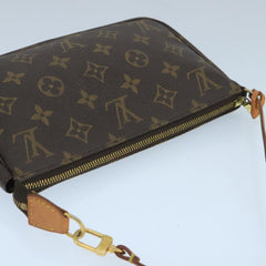 Louis Vuitton Pochette Accessoire