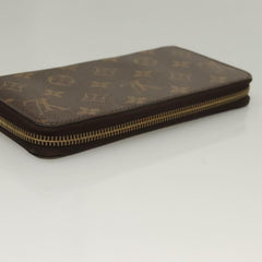 Louis Vuitton Zippy wallet