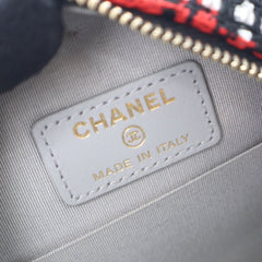 Tweed 19 Round Clutch with Chain