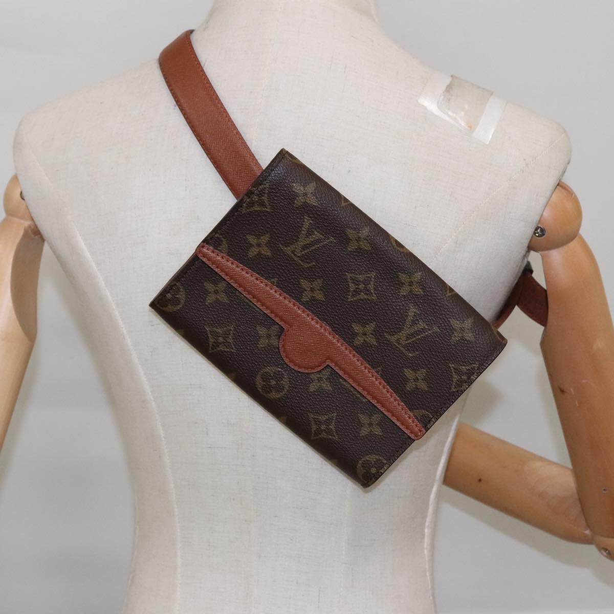 Louis Vuitton Arche
