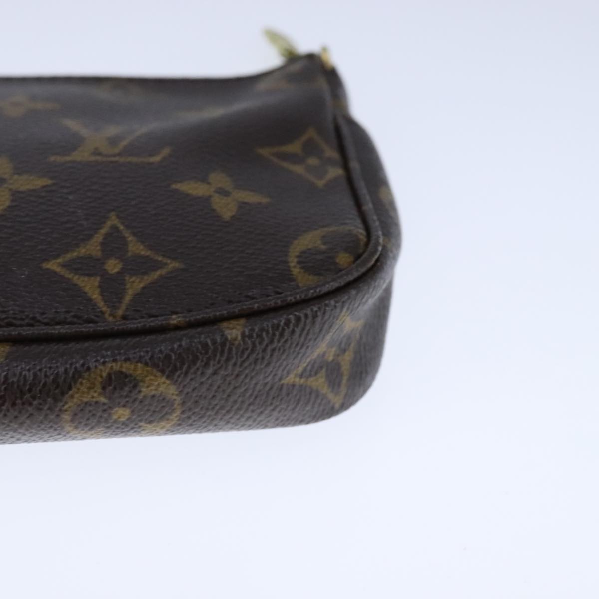 Louis Vuitton Mini Pochette Accessoires
