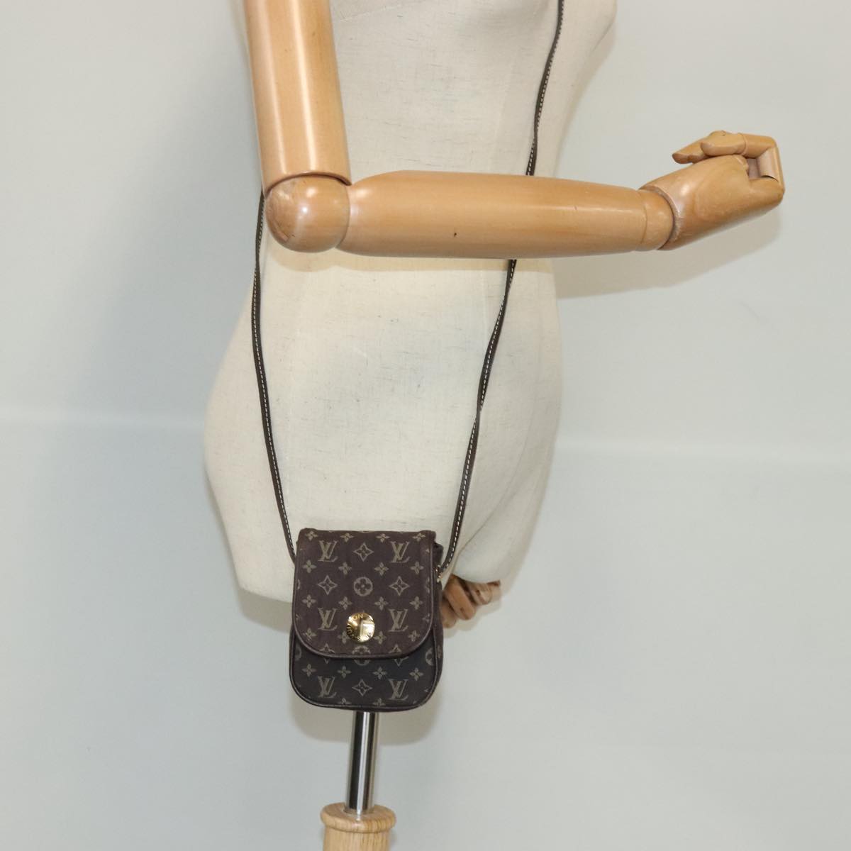 Louis Vuitton Mini Lin